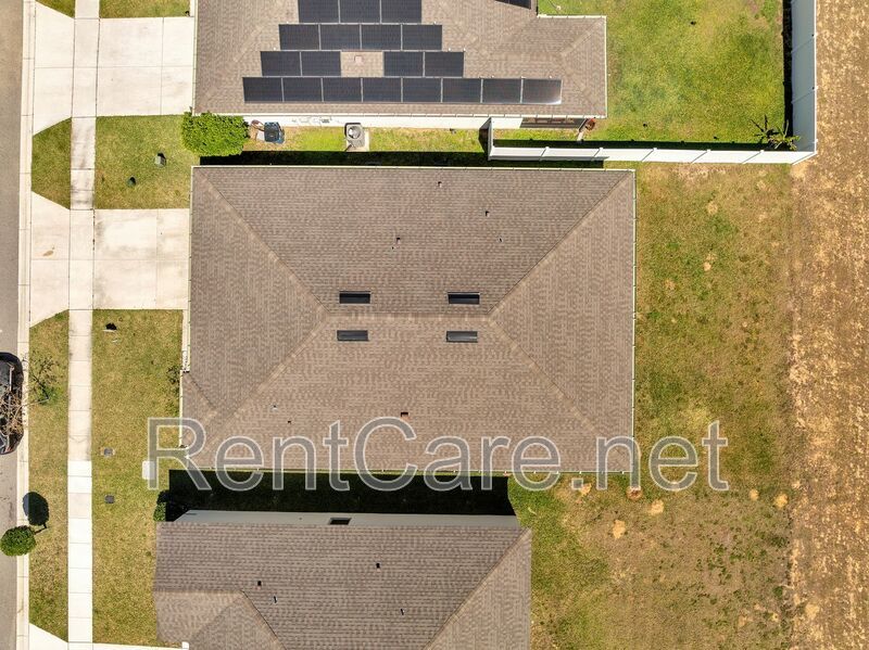 Lovely 4/2 in Davenport! Available now! property image