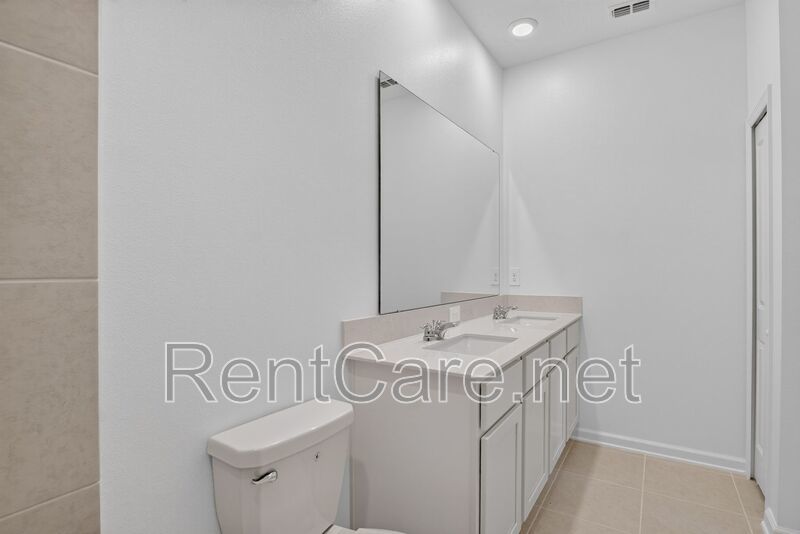 Stunning new construction 3/2 in Wynnstone Gated Community of Davenport.  Available now! property image
