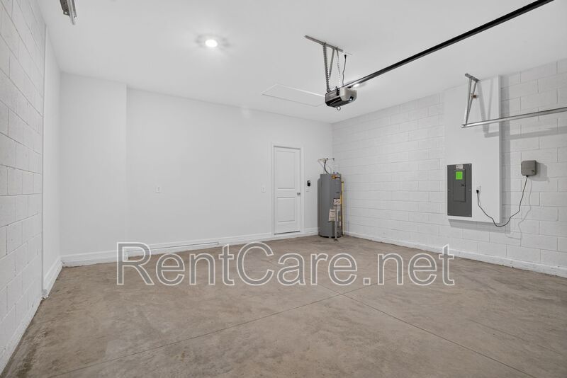 Stunning new construction 3/2 in Wynnstone Gated Community of Davenport.  Available now! property image