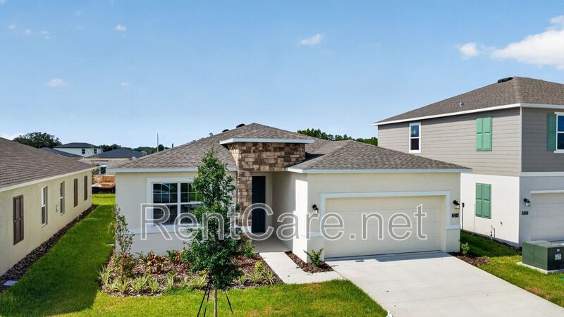 Stunning new construction 3/2 in Wynnstone Gated Community of Davenport.  Available now! property image