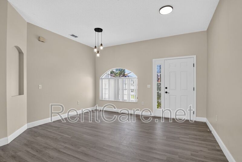 Renovated 4/2 Pool home in Poinciana! property image