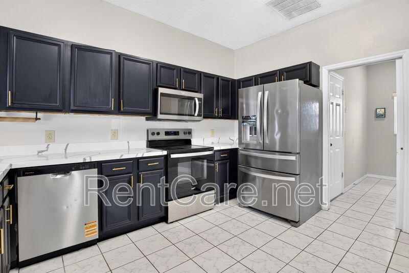 Renovated 4/2 Pool home in Poinciana! property image