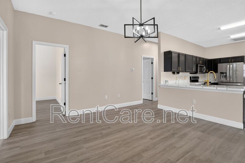 Renovated 4/2 Pool home in Poinciana! property image