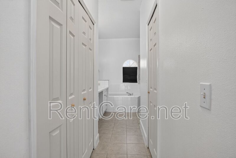 Renovated 4/2 Pool home in Poinciana! property image