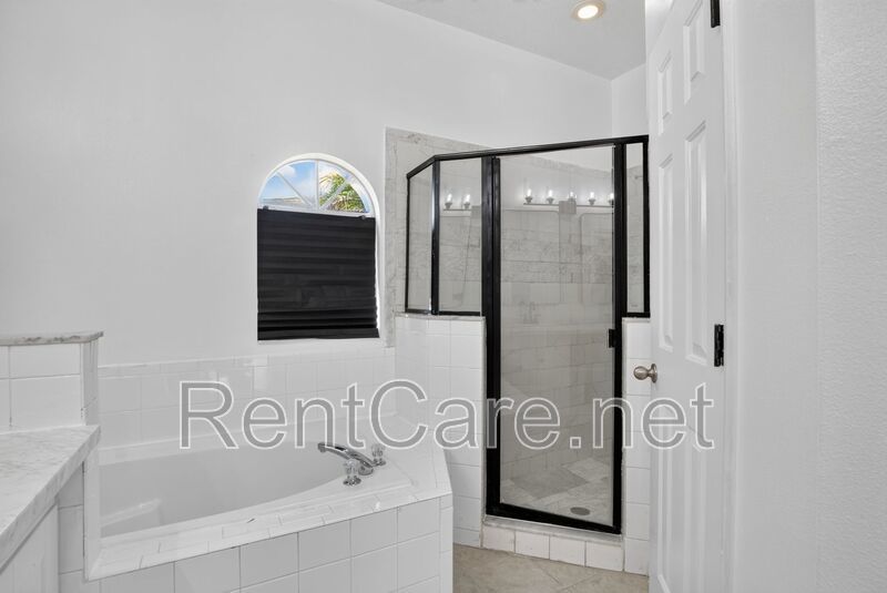 Renovated 4/2 Pool home in Poinciana! property image
