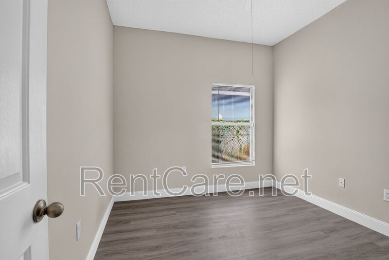 Renovated 4/2 Pool home in Poinciana! property image