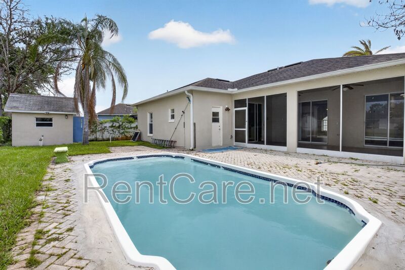 Renovated 4/2 Pool home in Poinciana! property image