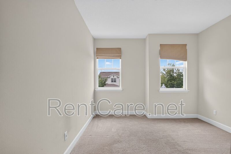 Stunning 4/3.5 home with an office and fence enclosed yard! Located at the Enclave at Hamlin and available for immediate occupancy! property image