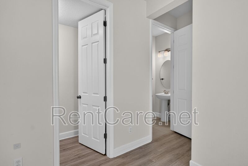 Stunning 4/3.5 home with an office and fence enclosed yard! Located at the Enclave at Hamlin and available for immediate occupancy! property image