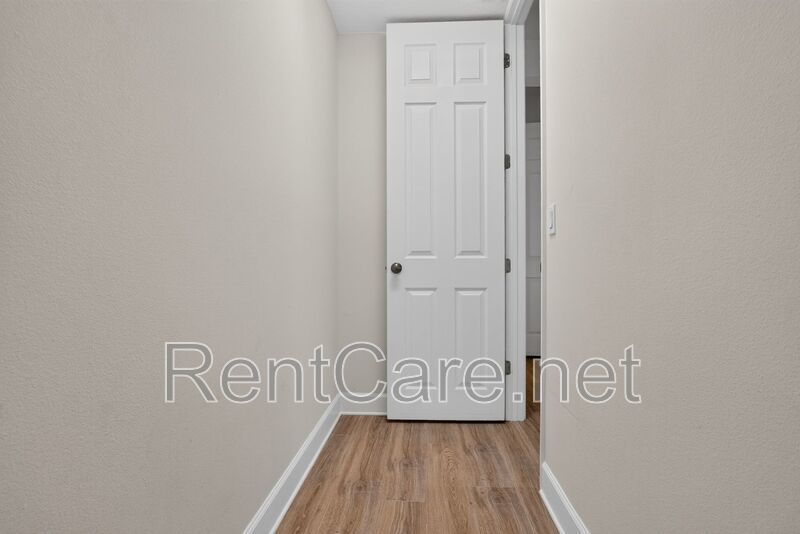 Stunning 4/3.5 home with an office and fence enclosed yard! Located at the Enclave at Hamlin and available for immediate occupancy! property image
