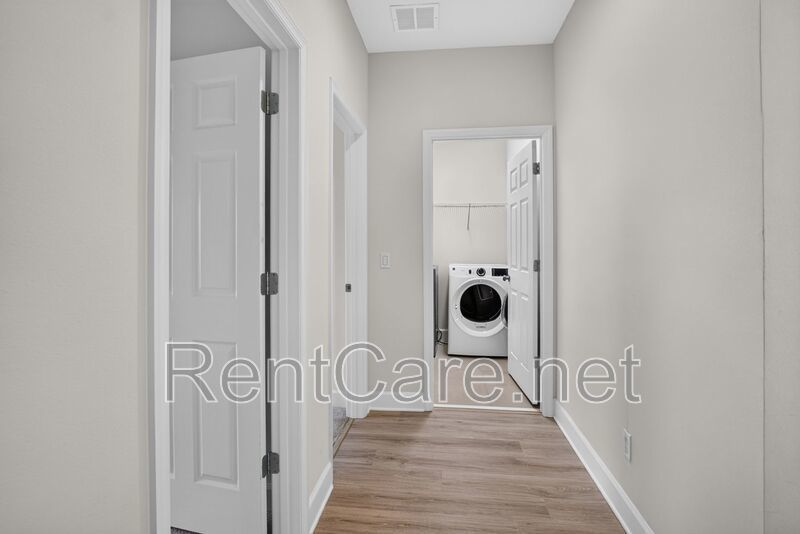 Stunning 4/3.5 home with an office and fence enclosed yard! Located at the Enclave at Hamlin and available for immediate occupancy! property image