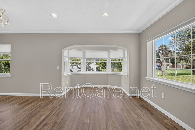 Stunning Historic 3/2 In the heart of Downtown Winter Garden! Available Now! property image