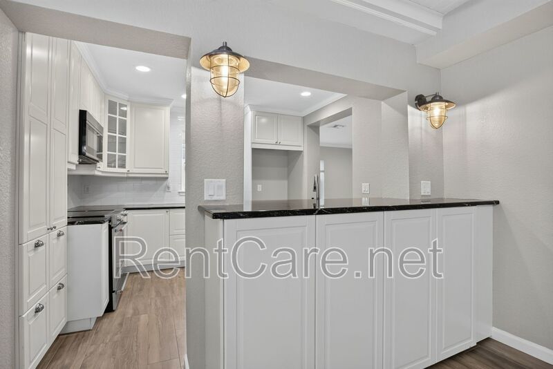 Stunning Historic 3/2 In the heart of Downtown Winter Garden! Available Now! property image