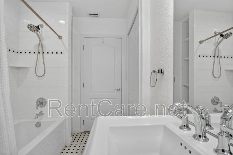 Stunning Historic 3/2 In the heart of Downtown Winter Garden! Available Now! property image