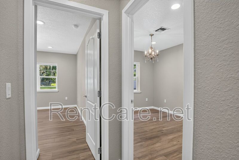 Stunning Historic 3/2 In the heart of Downtown Winter Garden! Available Now! property image