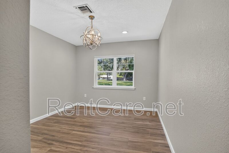 Stunning Historic 3/2 In the heart of Downtown Winter Garden! Available Now! property image