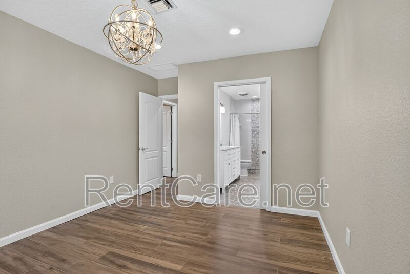 Stunning Historic 3/2 In the heart of Downtown Winter Garden! Available Now! property image