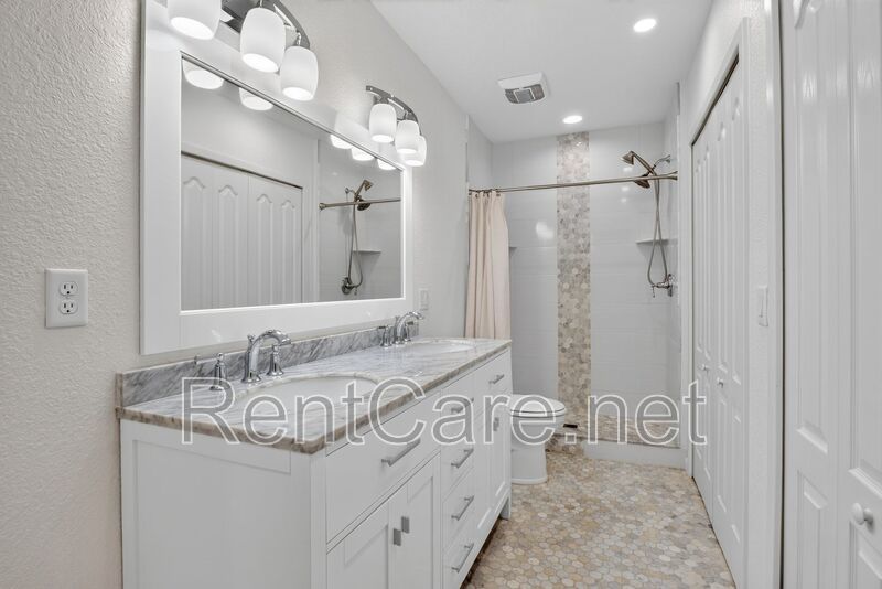 Stunning Historic 3/2 In the heart of Downtown Winter Garden! Available Now! property image