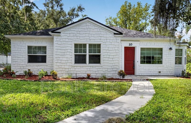 Stunning Historic 3/2 In the heart of Downtown Winter Garden! Available Now! property image