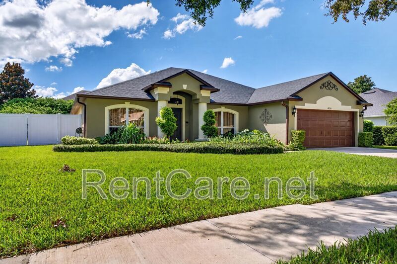 Gorgeous 4/2 Tuscan Inspired Home with Private Pool and Fence Enclosed Yard! St. Cloud near Lake Nona District! property image