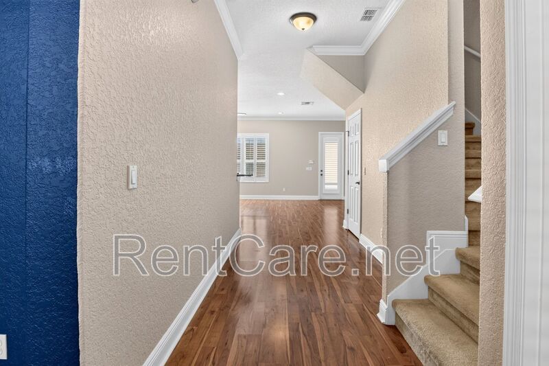 Stunning 3/2.5 Town Home in the Gated Highcroft Pointe community of Longwood! property image
