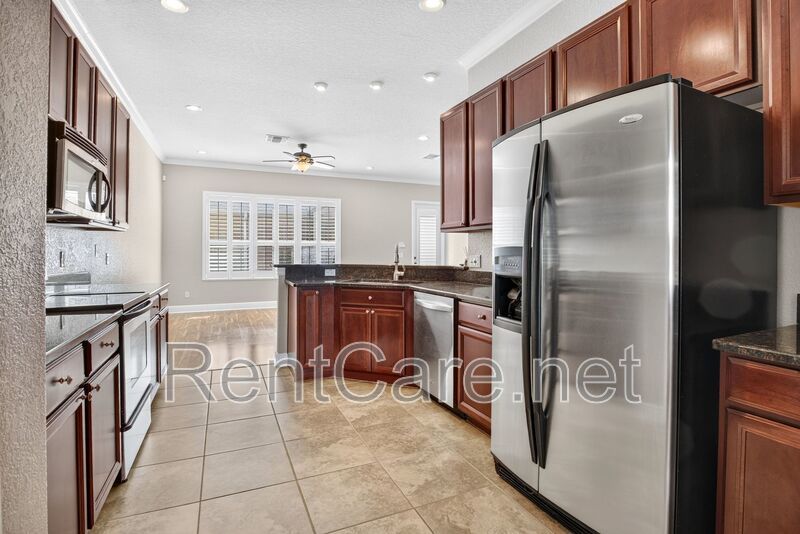 Stunning 3/2.5 Town Home in the Gated Highcroft Pointe community of Longwood! property image
