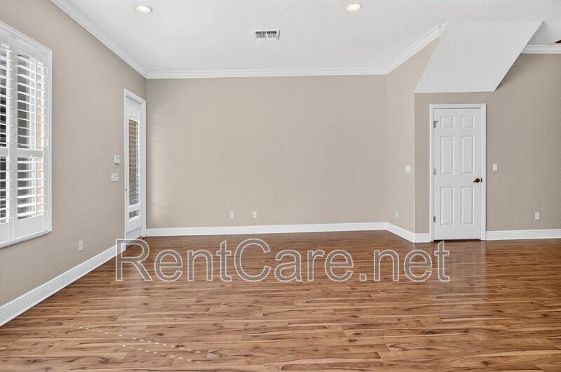 Stunning 3/2.5 Town Home in the Gated Highcroft Pointe community of Longwood! property image