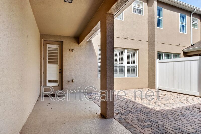 Stunning 3/2.5 Town Home in the Gated Highcroft Pointe community of Longwood! property image