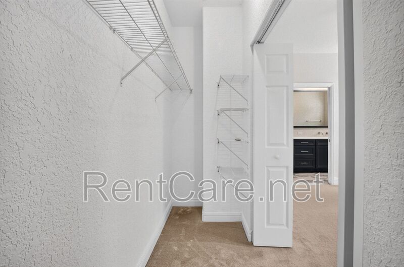 Stunning 3/2.5 Town Home in the Gated Highcroft Pointe community of Longwood! property image